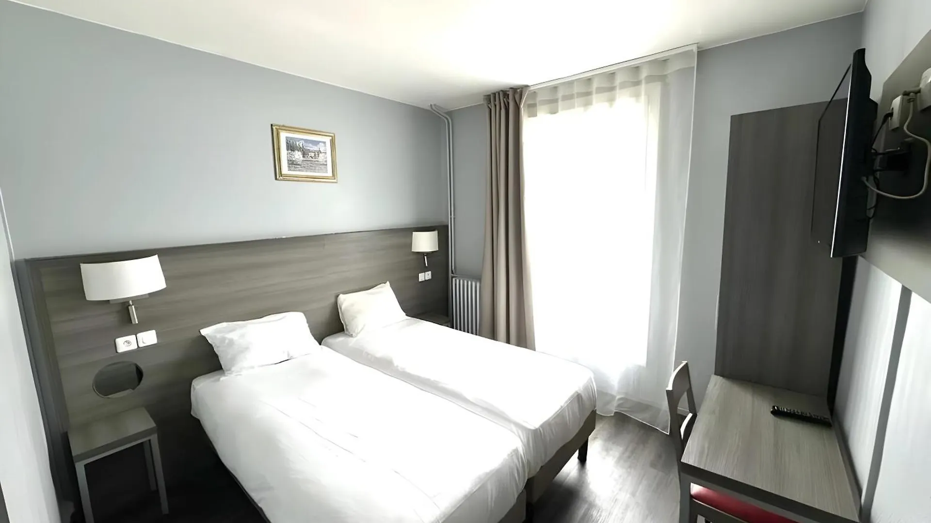 Hipotel Paris Père-Lachaise République Hotel