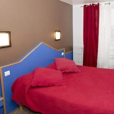 Hipotel Paris Pere-Lachaise Republique Otel
