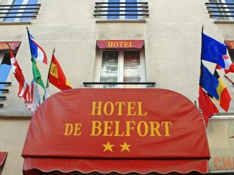 *** Otel Hipotel Paris Pere-Lachaise Republique Fransa