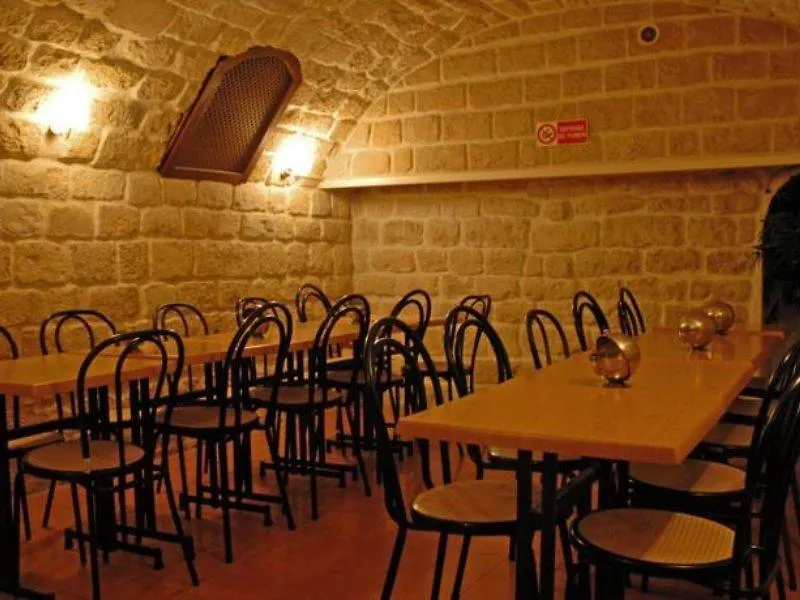 Otel Hipotel Paris Pere-Lachaise Republique