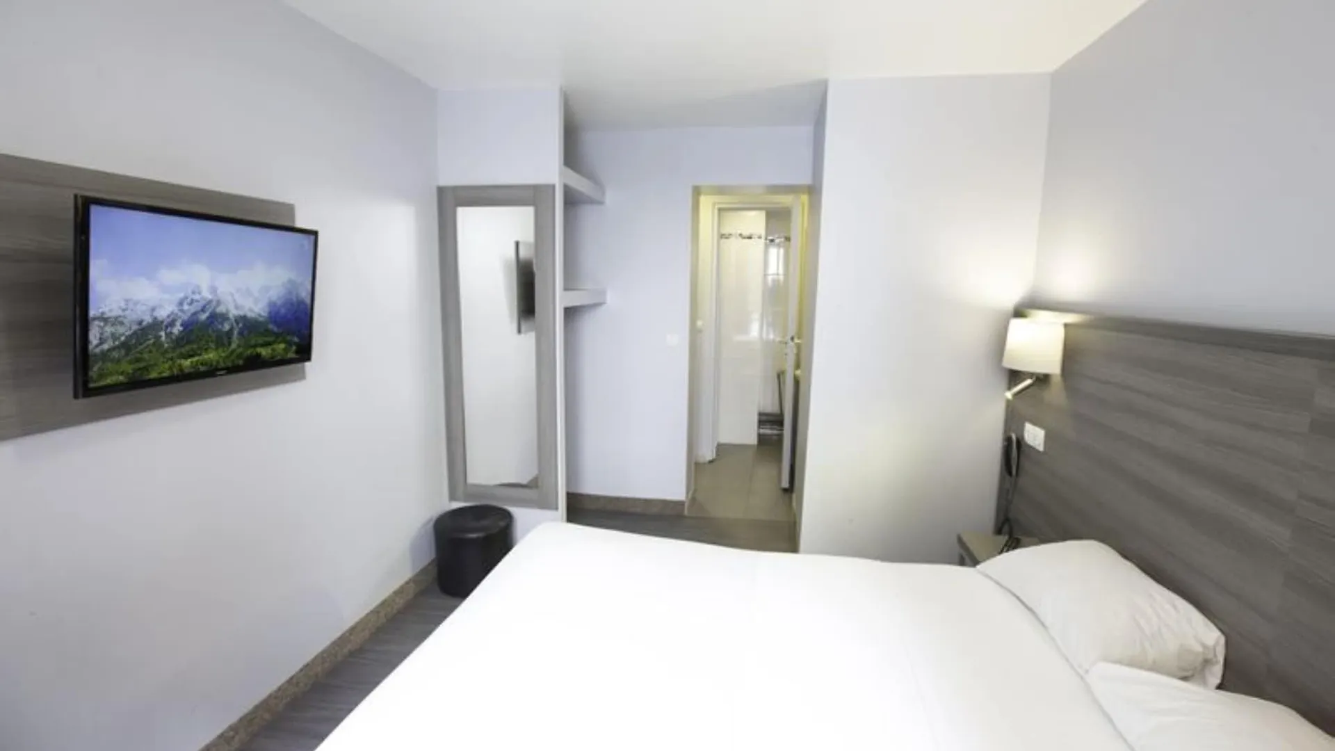 Hotel Hipotel Paris Pere-Lachaise Republique