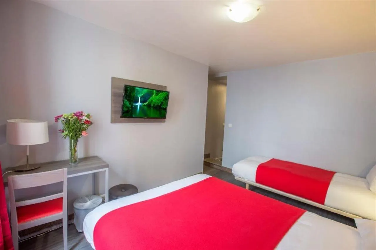*** Hotel Hipotel Paris Pere-Lachaise Republique France