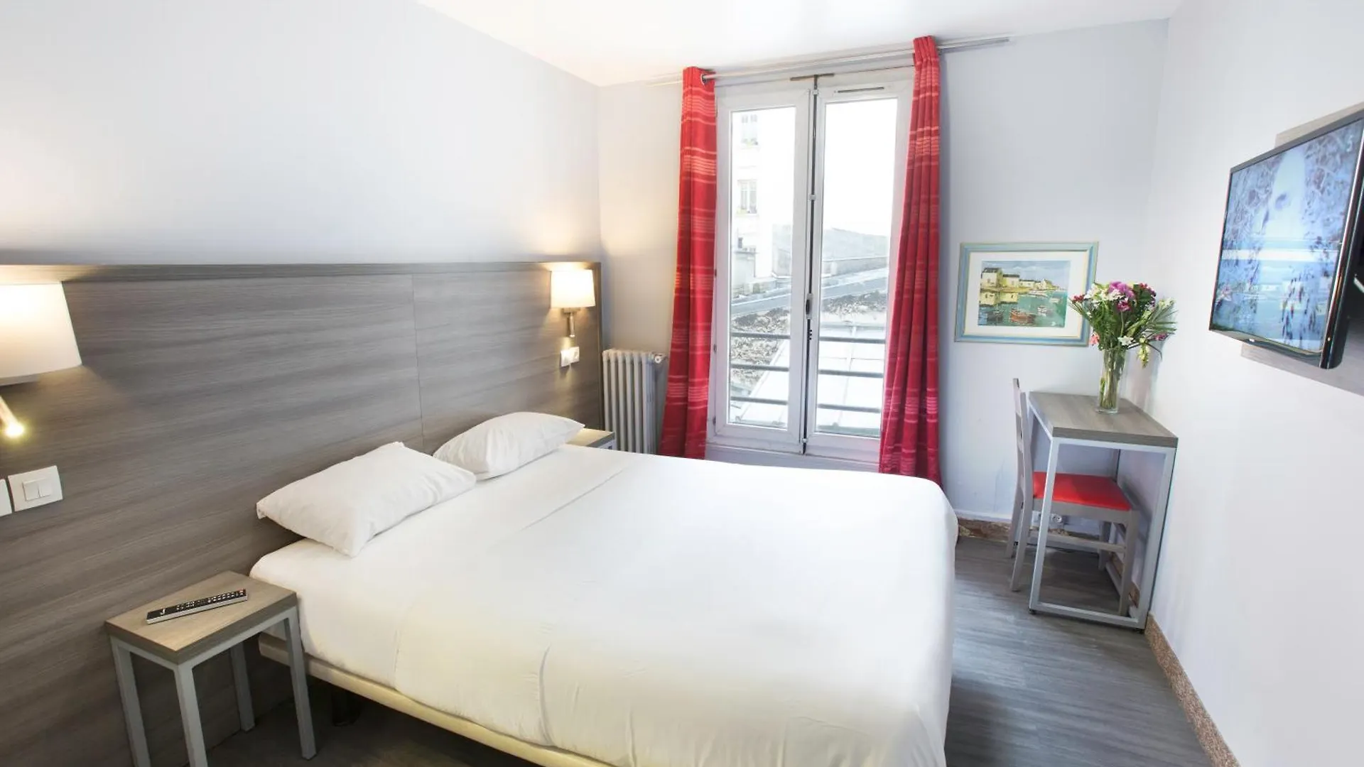 Hipotel Paris Pere-Lachaise Republique Hotel