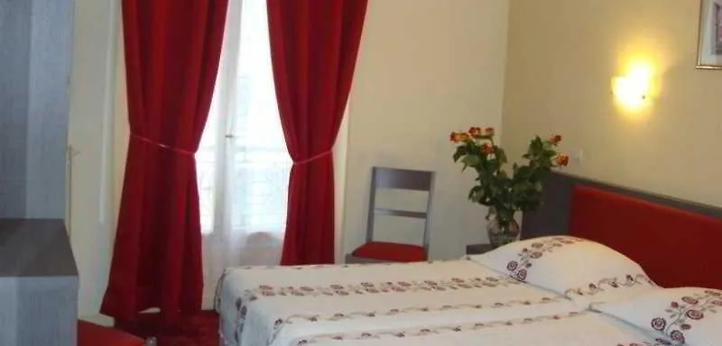 *** Hotel Hipotel Paris Pere-Lachaise Republique France